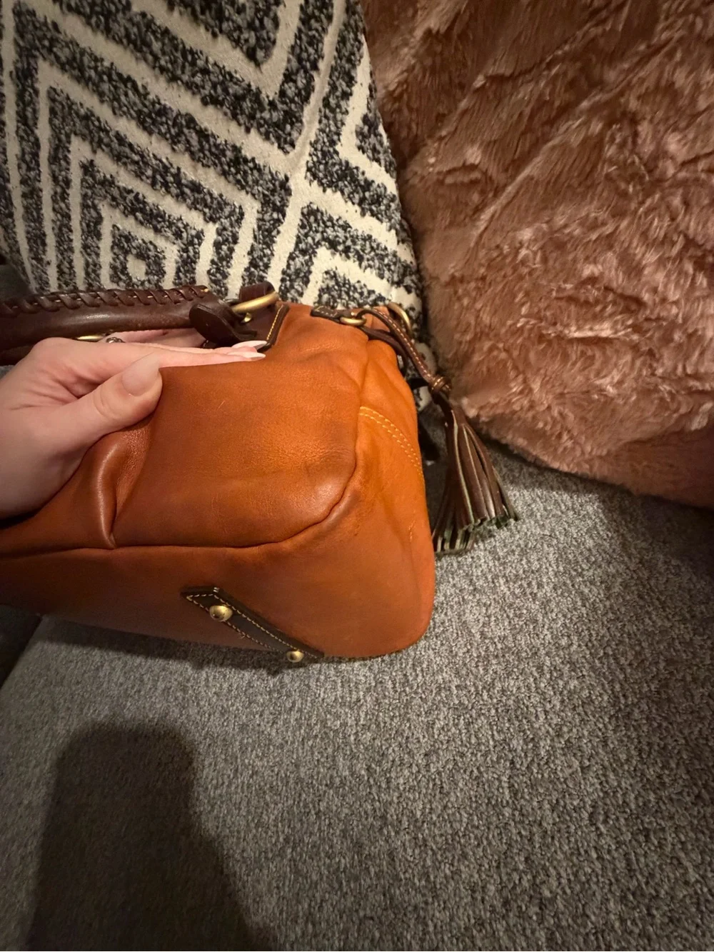 GUC Beautiful Dooney & Bourke Retired Large Stanwich Florentine Satchel